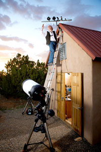 Thomas Ashcraft at his observatory in New Mexico. Image Credit: Gabriella Marks for The New York Times